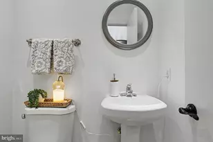 24 Goodport Ln, Gaithersburg, MD 20878 - Photo 12