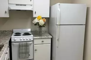 10249 Arizona Cir, Bethesda, MD 20817 - Photo 16