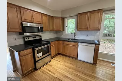 19108 Barksdale Court, Germantown, MD 20874 - Photo 16