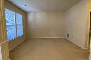 2135 Darcy Green Pl, Silver Spring, MD 20910 - Photo 4