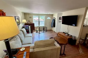8803 Crosswicks Ct, Montgomery Village, MD 20886 - Photo 2