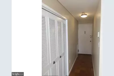 10201 Grosvenor Place #1123, Rockville, MD 20852 - Photo 2