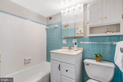 10500 Rockville Pike #627, North Bethesda, MD 20852 - Photo 12