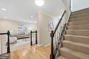 7922 Jensen Pl, Bethesda, MD 20817 - Photo 4