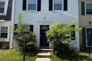 6 Fenceline Dr, Gaithersburg, MD 20878 - Photo 2