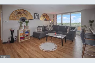 7333 New Hampshire Avenue #812 S, Takoma Park, MD 20912 - Photo 2