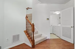 629 Chestnut Hill Mews, Gaithersburg, MD 20878 - Photo 4