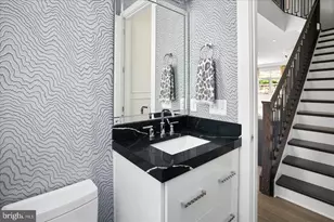 8165 River Rd, Bethesda, MD 20817 - Photo 22