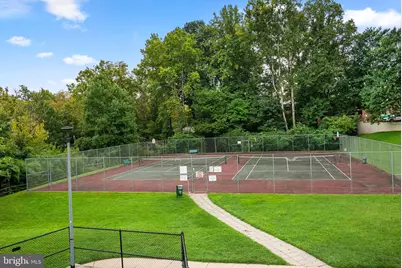 10201 Grosvenor Place #1008, Rockville, MD 20852 - Photo 24