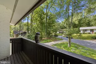 9 Watchwater Way, Rockville, MD 20850 - Photo 4