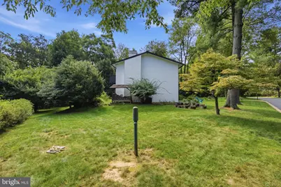 9 Watchwater Way, Rockville, MD 20850 - Photo 2