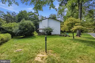 9 Watchwater Way, Rockville, MD 20850 - Photo 2