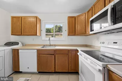 32 State #87, Gaithersburg, MD 20877 - Photo 14
