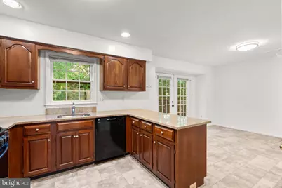11017 Cedarwood Drive, Rockville, MD 20852 - Photo 10