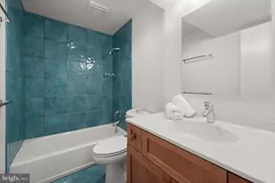 9412 Garden Ct, Potomac, MD 20854 - Photo 24