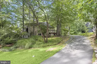 9412 Garden Court, Potomac, MD 20854 - Photo 2