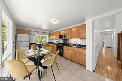 9412 Garden Court, Potomac, MD 20854 - Photo 10