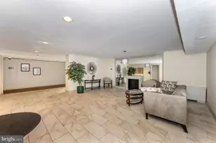 10300 Westlake Dr, Bethesda, MD 20817 - Photo 4