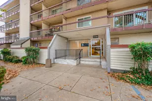10300 Westlake Dr, Bethesda, MD 20817 - Photo 2