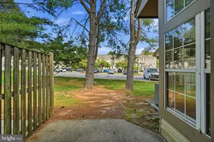 11205 Dunstable Way, Germantown, MD 20876 - Photo 16