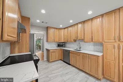 25 Tivoli Lake Court, Silver Spring, MD 20906 - Photo 10