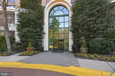 10101 Grosvenor Place #701, Rockville, MD 20852 - Photo 2