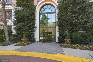 10101 Grosvenor Pl, Rockville, MD 20852 - Photo 2
