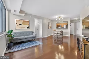 10101 Grosvenor Pl, Rockville, MD 20852 - Photo 8