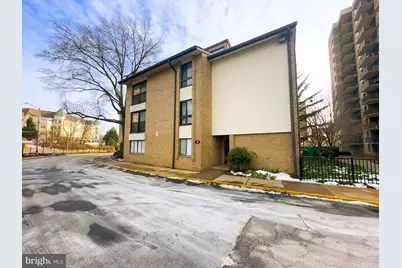 6 Monroe Street #6-301, Rockville, MD 20850 - Photo 18