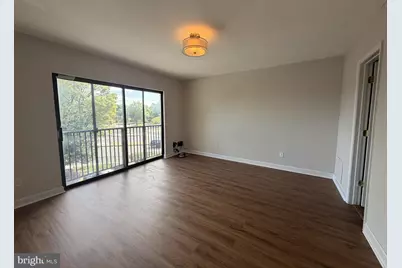 6 Monroe Street #6-301, Rockville, MD 20850 - Photo 4