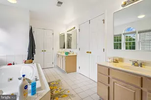 11511 Seneca Forest Cir, Germantown, MD 20876 - Photo 40