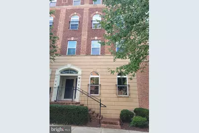 263 Community Center Avenue #263, Gaithersburg, MD 20878 - Photo 2