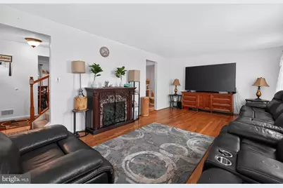 9215 Weathervane Place, Gaithersburg, MD 20886 - Photo 10