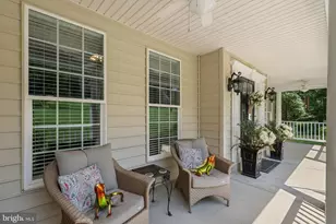 8017 Exodus Dr, Gaithersburg, MD 20882 - Photo 2