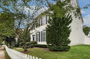 12107 Magnolia Park Pl, Clarksburg, MD 20871 - Photo 4