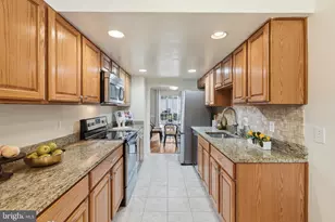 7344 Greentree Rd, Bethesda, MD 20817 - Photo 20