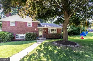12217 Hunters Ln, Rockville, MD 20852 - Photo 1