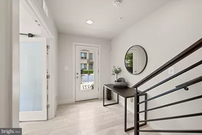 6727 Eames Way, Bethesda, MD 20817 - Photo 4