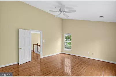 13724 Lambertina Place, Rockville, MD 20850 - Photo 18