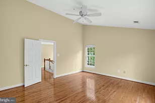 13724 Lambertina Pl, Rockville, MD 20850 - Photo 18