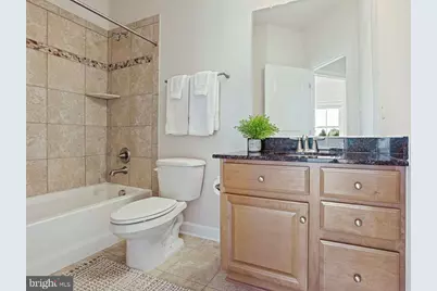 245 Parkview, Gaithersburg, MD 20878 - Photo 16
