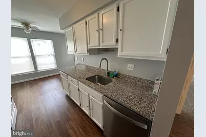 19916 Appledowre Circle #136, Germantown, MD 20876 - Photo 10