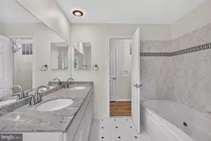 15401 Hannans Way, Rockville, MD 20853 - Photo 22