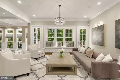 8819 Chalon Drive, Bethesda, MD 20817 - Photo 4