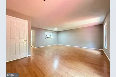 20527 Lowfield Drive, Germantown, MD 20874 - Photo 12