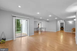 13900 Falconcrest Rd, Germantown, MD 20874 - Photo 48
