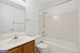 18221 Fox Chase Cir, Olney, MD 20832 - Photo 18