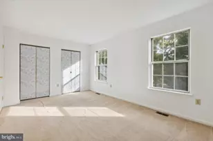 18221 Fox Chase Cir, Olney, MD 20832 - Photo 12