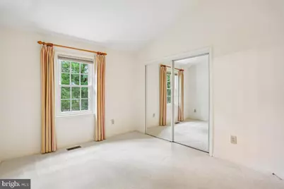 8912 Barrowgate Court, Potomac, MD 20854 - Photo 16