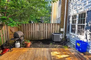9208 Weathervane Pl, Montgomery Village, MD 20886 - Photo 18